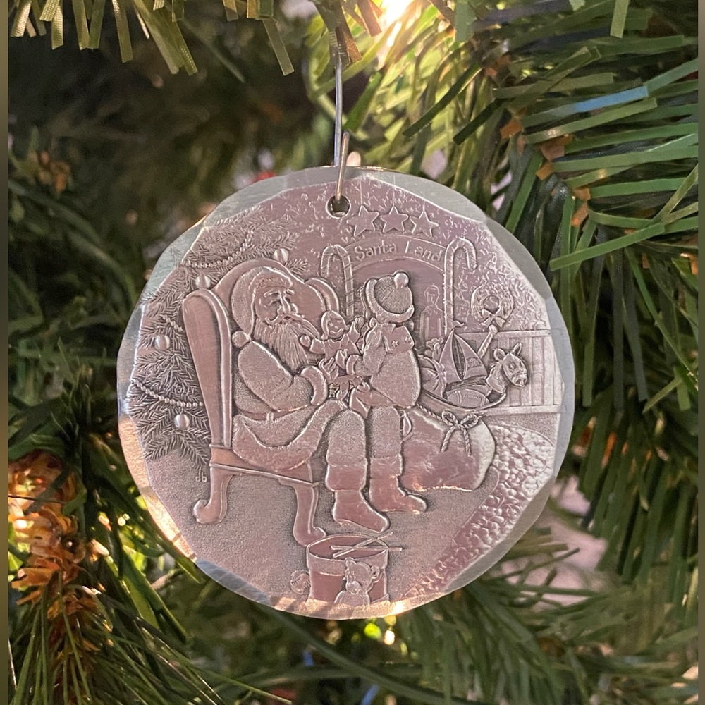 Wendell August Forge 2007 Santa Ornament